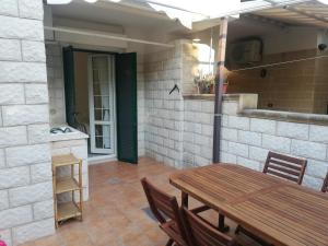 Villino Blue Bay a Baia Verde - WI-FI e parcheggio