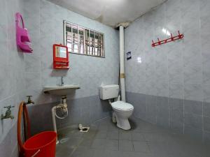 Kluang Budget Backpacker Home