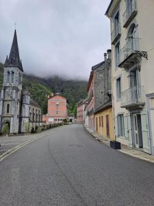 Appartements Au coin des Thermes - Draps en option : photos des chambres