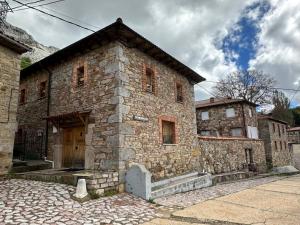 Casa rural C de Caballo, Valdorria Brother Law SL