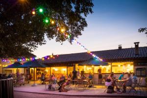 Campings Huttopia Le Moulin : photos des chambres