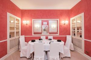 Luxury in Piazza di Spagna