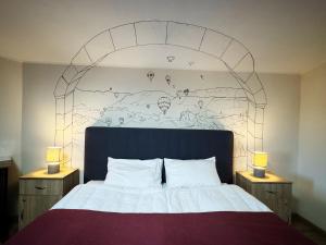 SIGNEEVS Villa ТРИ хвилини від метро Нивки Завжди є світло і власне бомбосховище