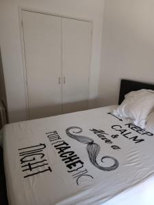 Sejours chez l'habitant Ayoug Chambre Individuelle Chez Habitat : photos des chambres