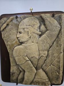 The Etrurian Rapsody