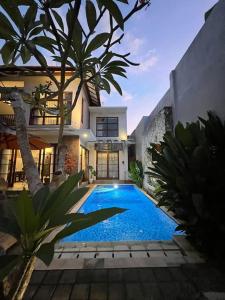 2 BR Pepper House Villa near GWK Jimbaran - garden view