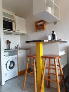 STUDIO dans Residence avec Piscine, 100m de la mer