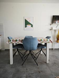 Cozy Old Town Apartment