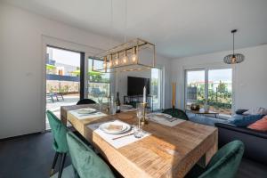 Villa Sundeck - Holiday Home near Šibenik