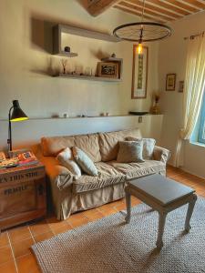 La Terrasse - Entire townhouse in hilltop village
