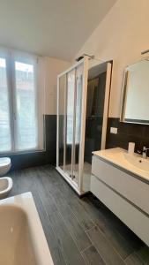 meschihouse - Liberty 25