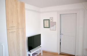 Loisirs travail, court, long séjour, idéalement situé, 2 chambres en enfilade, parking gratuit