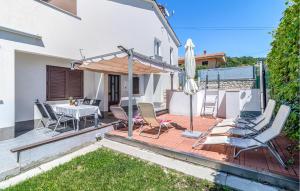 Lovely Home In Labin With Wifi