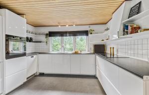 Holiday Home Knastebakken