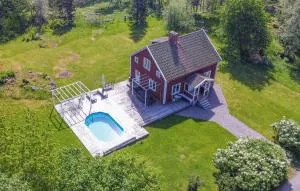 4 Bedroom Stunning Home In Närkesberg - Närkesberg