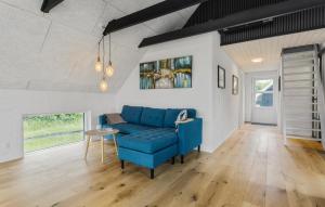 Beautiful Home In Spøttrup With Kitchen