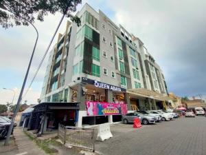 Nik Adik Khalifa Suites Apartment