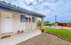 Beautiful Home In Prayssas