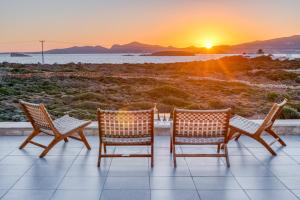 Villa Sand and Stone