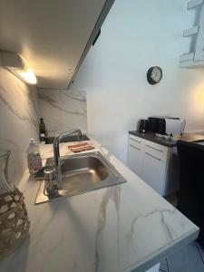 "La maison Fabrin" Appart N4 Arles centre