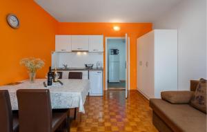 Cozy Apartment In Crikvenica With Wifi 
