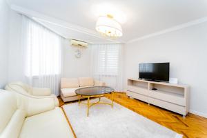 2 room apartment in the center city