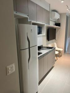 Studio Lindo e Novíssimo em Pinheiros - 2 Quadras Faria Lima