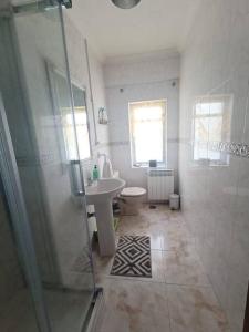 Amplio alojamiento guerrilleros centro