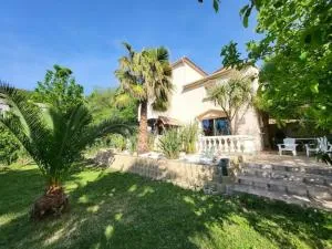 2 Maison 14 couchages 1 maison 5 couchages et 1 maison 9 couchages dans un environnement calme avec piscine privée - 法雷诺