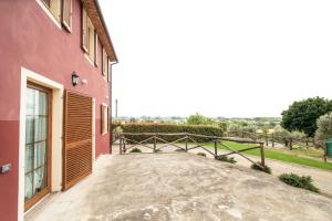 Agriturismo Colle del Sole With Swimming Pool