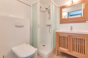 Maisons de vacances Piscine interieure chauffee - parcs ostreicoles : photos des chambres