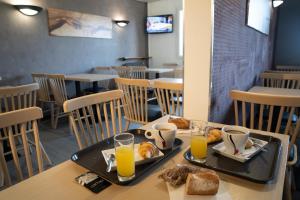 Hotels Anais Hotel Bourges Nord Saint-Doulchard : photos des chambres