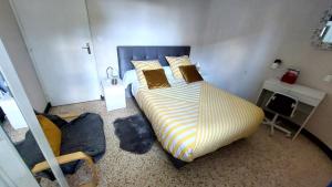 Appartements a 10mn des arenes f2 au calme avec garage gratuit : photos des chambres