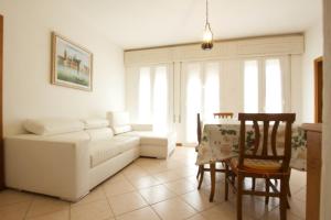 12 Accesso - Home Immobiliare Jesolo