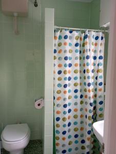 Apartamento completo 1 Dormitorio Céntrico, Soleado, cerca de la playa