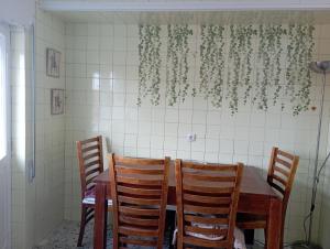 Apartamento completo 1 Dormitorio Céntrico, Soleado, cerca de la playa