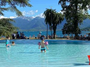 Appartements Appartement avec Jardin & vue Lac Talloires (15' Annecy) : photos des chambres