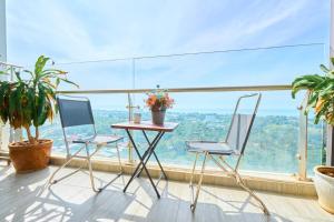 Studio Có Ban Công (Studio with Balcony)