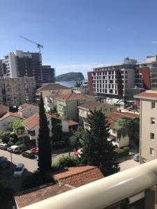 Status-M Apartments Franca sea view