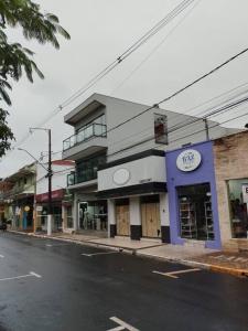 Apartamento no centro da cidade - Próximo ao Thermas de São Pedro- 3 suítes