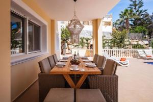 Villa Llesna 5 bedroom villa in Javea