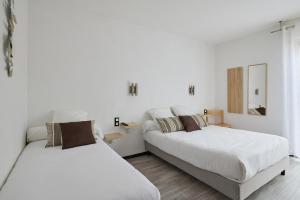 Hotels Hotel Les Mimosas : photos des chambres