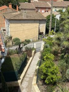 Superbe appart neuf centre ville 6 personnes calme avec jardin