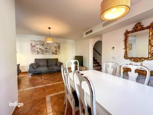 Spacious Townhouse - Private Patio Oasis - FRE01