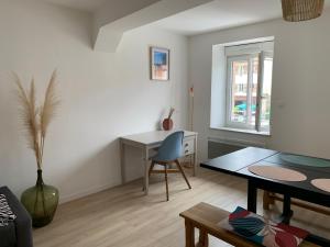 Appartements Les Rives du Chateau, 90m2, vue sur le canal : photos des chambres