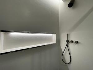 Garibaldi Suite 2 Renovated 1BR with Parking, Old Town Olbia
