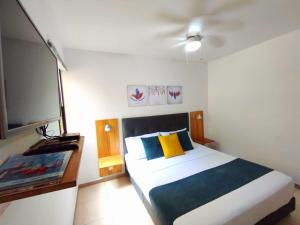 Descanso y diversión cerca del parque del café