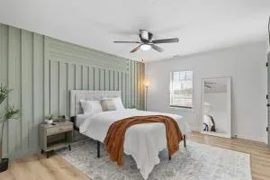 Comfy 2 bedroom w Free Parking - Ivy Point