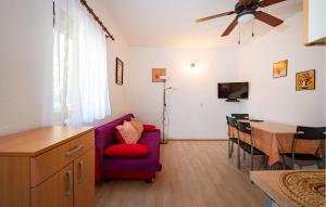 Stunning Apartment In Rovanjska