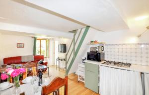 Maisons de vacances Cozy Home In Dun With Wifi : photos des chambres